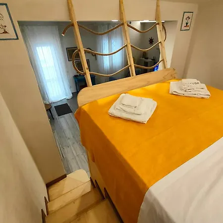 בית נופש Ciaurimari Sicilian Con Terrazza *