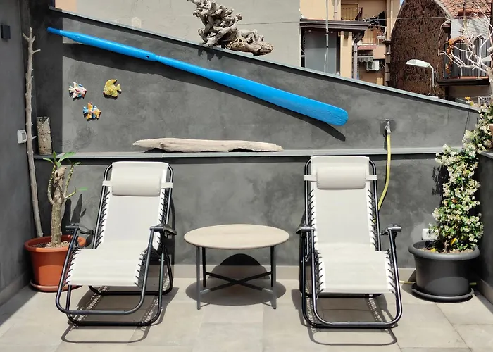 펜션 Ciaurimari Sicilian Con Terrazza 카타니아