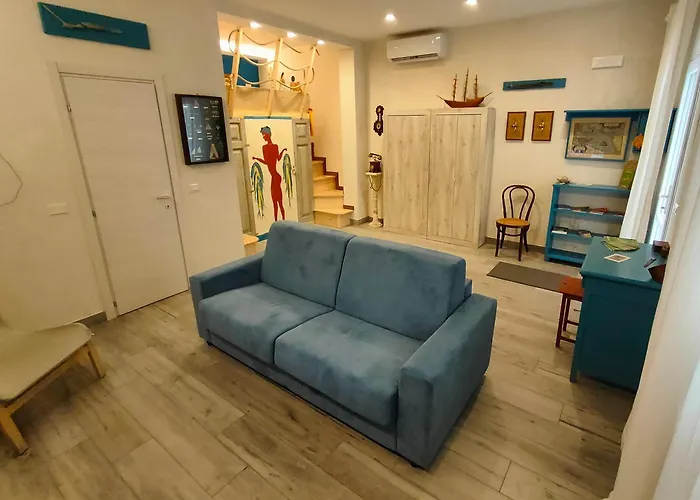 Ciaurimari Sicilian Con Terrazza